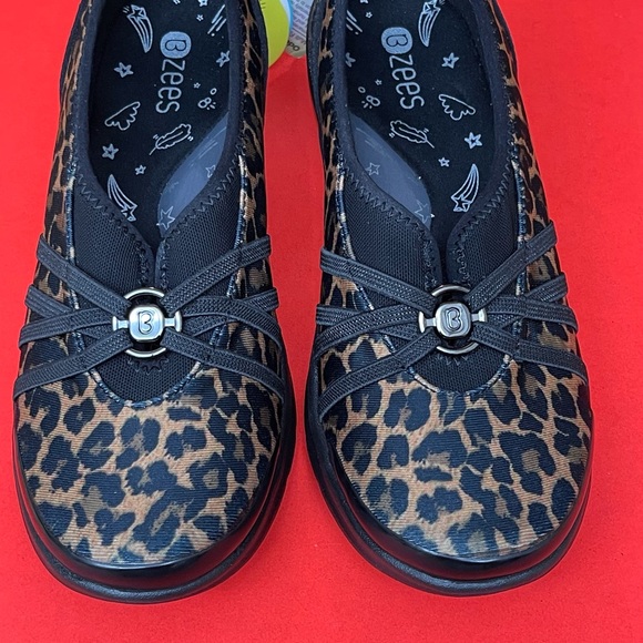 bzees leopard print shoes